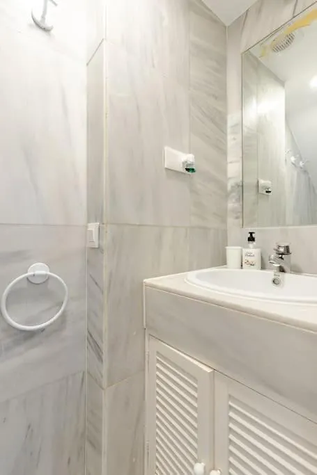 O&L Marbella - Lujoso Apartamento De 3 Dormitorios