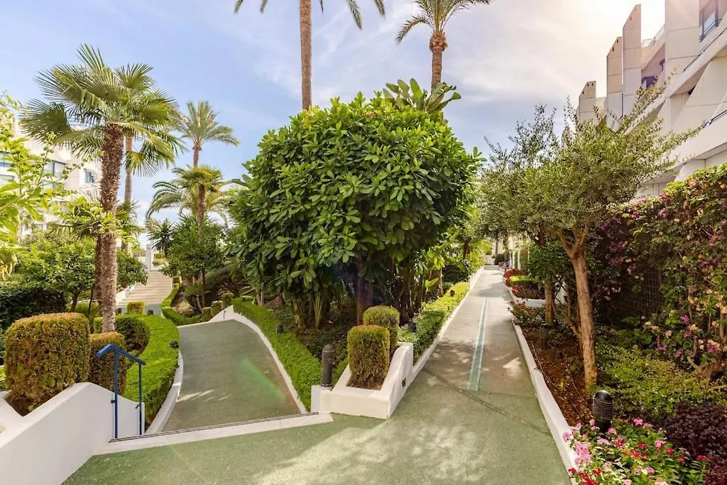 O&L Marbella - Lujoso Apartamento De 3 Dormitorios Spain